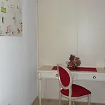 Louis بيت ضيافة كالياري