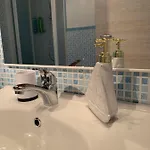بيت ضيافة Louis كالياري