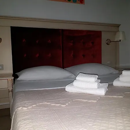 Louis Guest house 2*